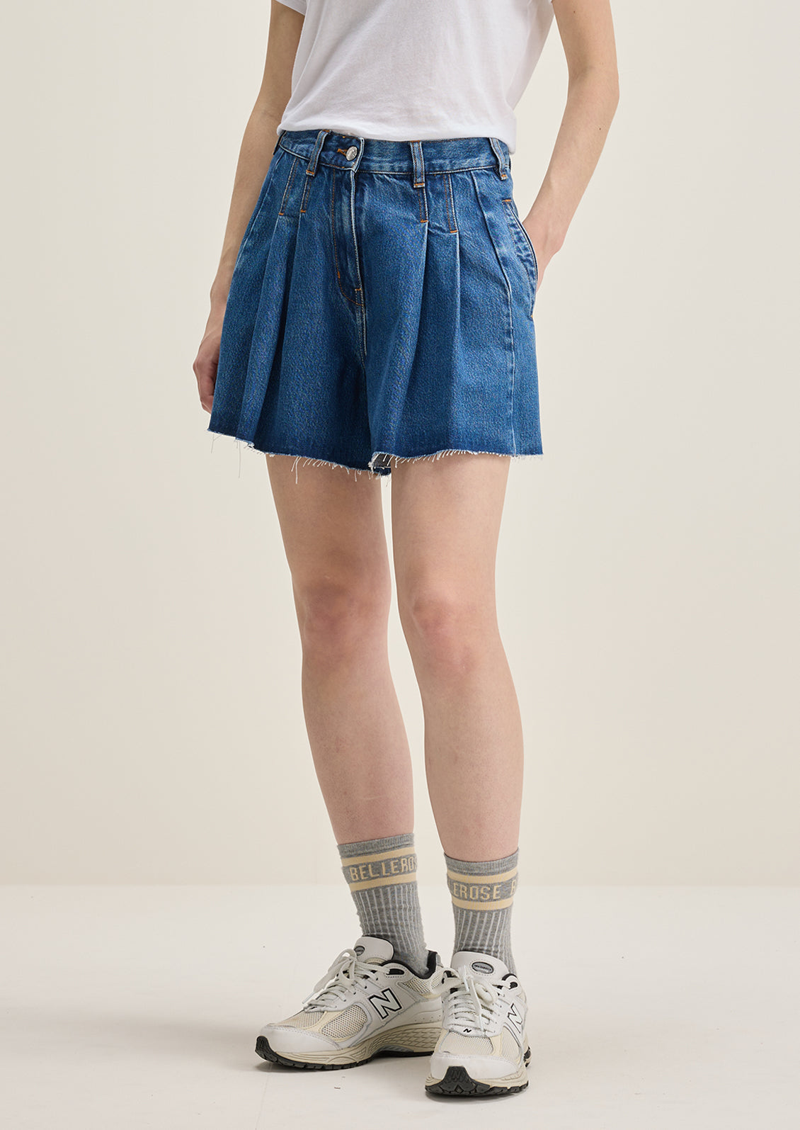Refreshing and versatile retro blue shorts
