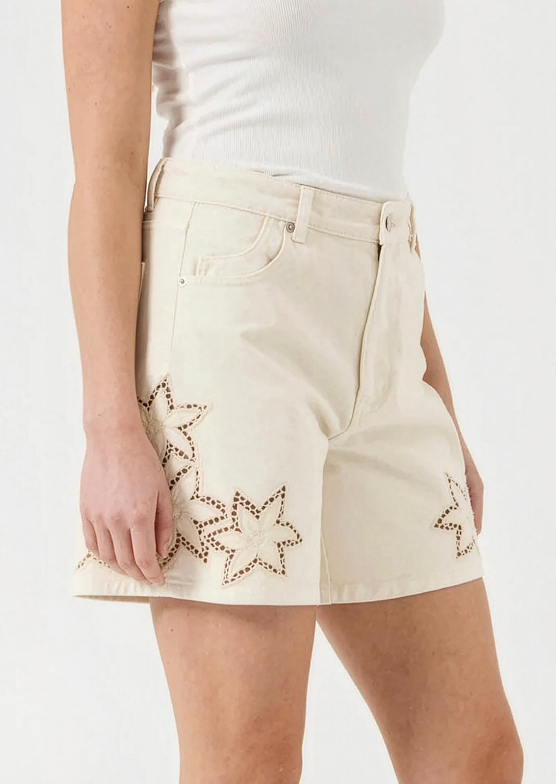 Beige cotton shorts that are versatile for everyday wear