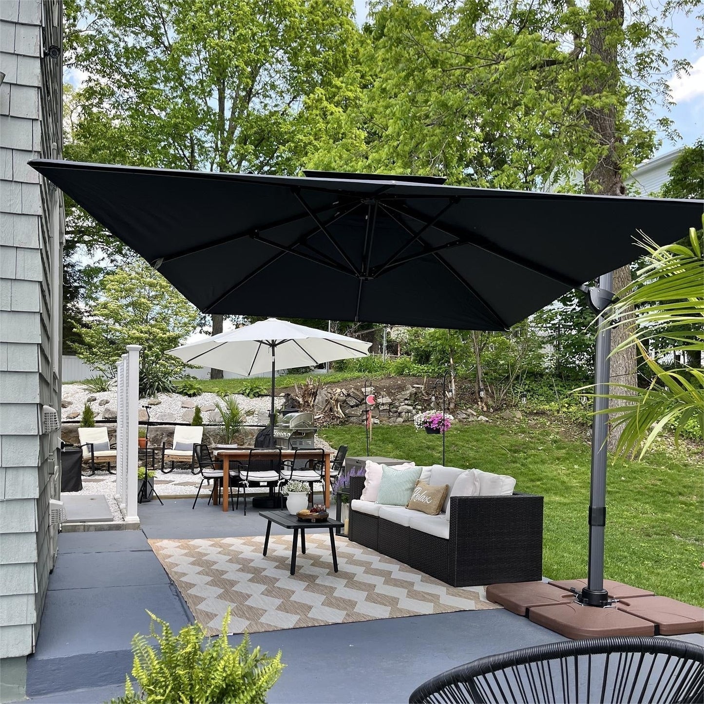 MAISON ARTS 12 FT Automatic Hydraulic Cantilever Umbrella Aluminum Pole 360 Degree Rotation